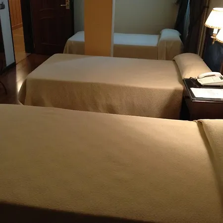 De Ferias ホテル 3*