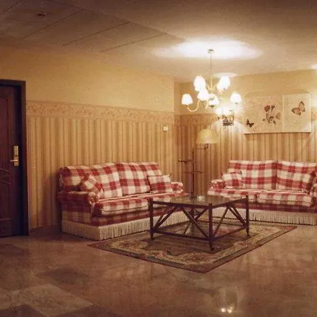 ホテル De Ferias メディナ・デル・カンポ